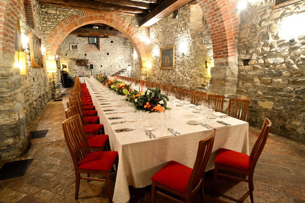 Hotel Relais Castello Di Casiglio Erba Esterno foto