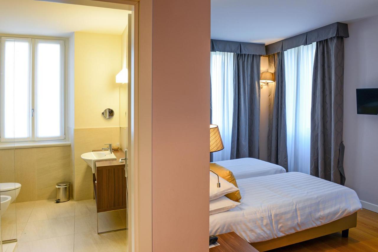 Hotel Relais Castello Di Casiglio Erba Esterno foto